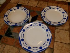 Lot 3 Assiettes plates  & 3