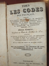 livre ancien .TOUS LES CODES