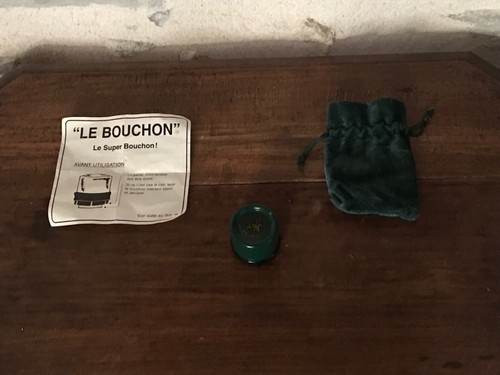 Bouchon bouteille de - de,