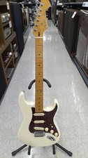 Guitare électrique FENDER PLAYER PLUS STRAT MN OLP