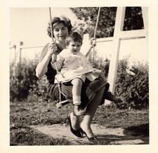 OLD PHOTOGRAPH 1960 MOM AND CHILD ON A SWING