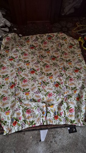 Rideau vintage tissu fleuri