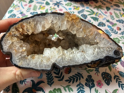 Demi géode quartz agathe - quartz,