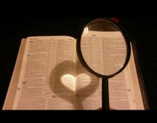  LOUPE DIMENSION 19 X 10 CM