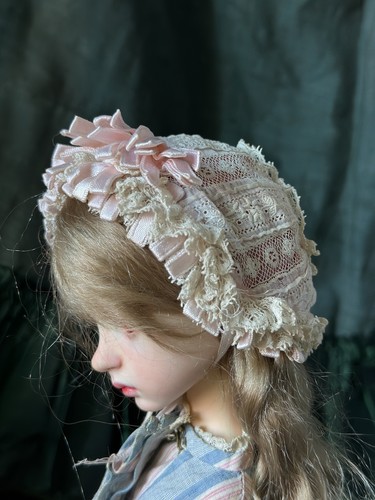 Bonnet poupée ancienne - poupée, rubans