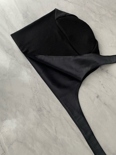 Bonnet doublé satin sous - doublé,