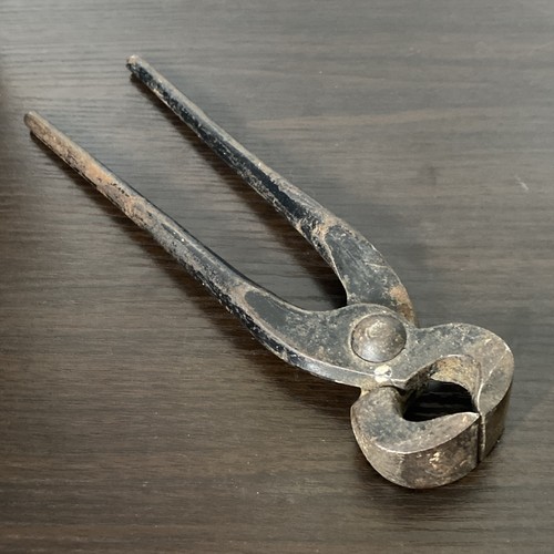 Ancienne pince universelle - pince,