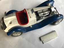 Alfa Roméo 2300 Spider Burago