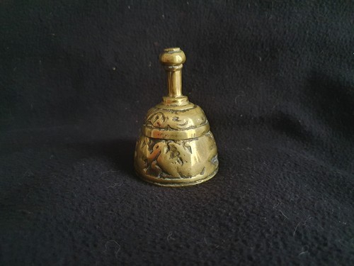 Cloche table bronze - table,