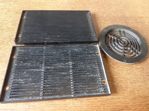 Akai 1722 grilles plastique - akai,