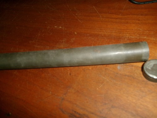 Ancien tube métal - ancien, en