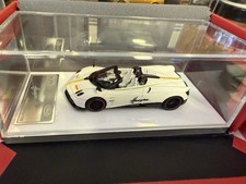 Flame 1/64 Pagani Huayra resin