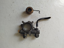 POMPE A HUILE    POUR