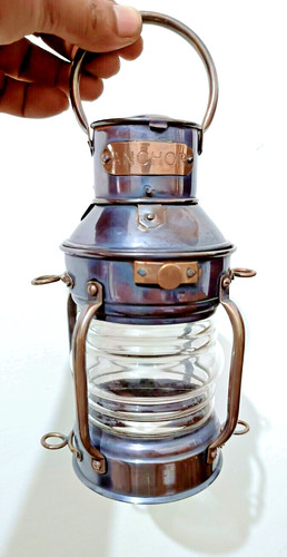 Ancienne lampe pétrole - ancienne,
