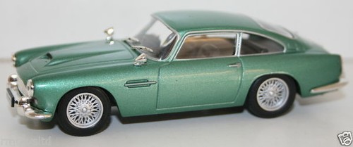 Scale diecast metal model - diecast,