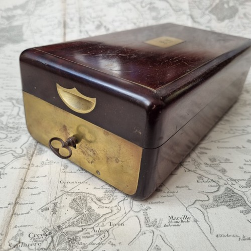 Coffret nécessaire toilette - coffret,