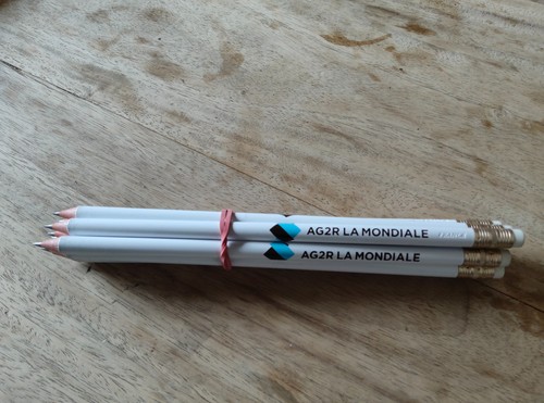 Crayons mine avec gomme