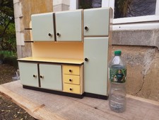 Grand meuble de cuisine année