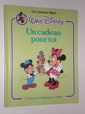 Mickey et Minnie Un CADEAU