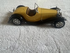 Burngo 1932 Bugatti Type 55 Model Car Made In Italy Dicast