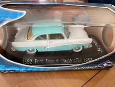 FORD TAURUS 4582 SOLIDO AVEC