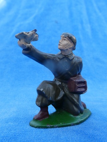 Rare top figurine plomb - ++,