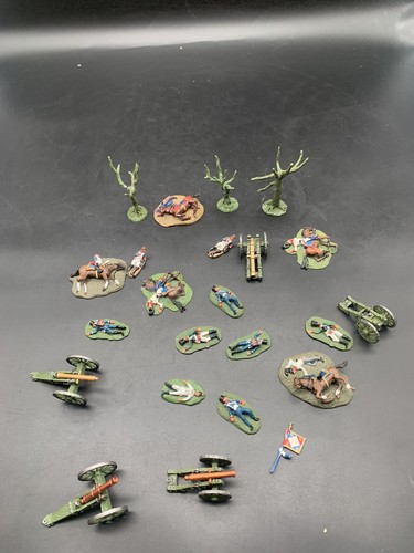 Lot figurines soldats en - de,