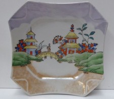 JAPAN LUSTRE WARE PORCELAIN PLATE ENAMEL HAND PAINTED PAGODA ORIENTAL SCENE