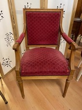 FAUTEUIL STYLE LOUIS XVI STRUCTURE CHENE ET TAPISSE VELOURS ROUGE DEBUT XXEME