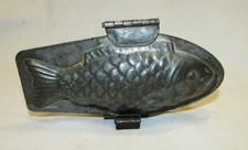 RARE MOULE A CHOCOLAT ANCIEN POISSON LETANG & FILS  ANTIQUE CHOCOLATE MOLD fish