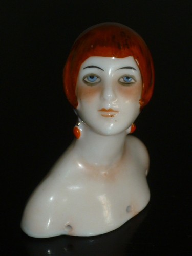 Ancienne demi figurine - ancienne, half