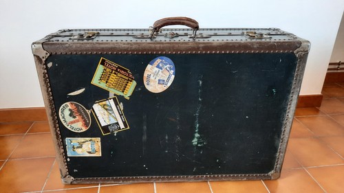 Ancienne valise malle cabine