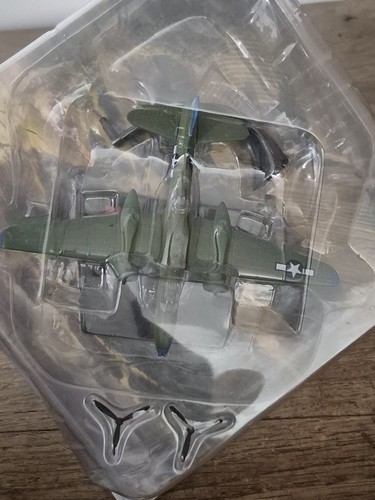 Avion militaire miniature - militaire,