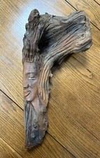 Art brutaliste: sculpture exécutée dans une racine de teck époque circa 1970