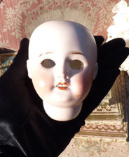 ANCIENNE TÊTE de POUPÉE en porcelaine S.F.B.J moule 6 et taille 3/0
