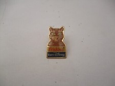 FRISKIES EURODISNEY DISNEY CAT PINS