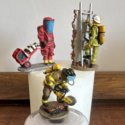 Lot de 3 - de, figurines
