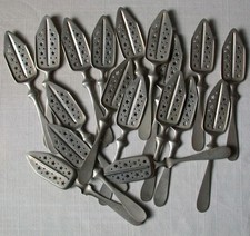 Lot 19 CUILLERES ABSINTHE