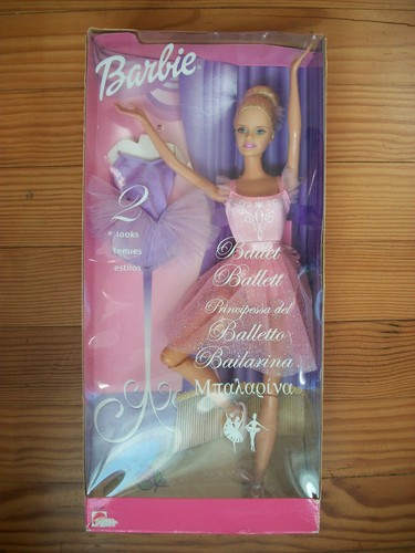 Poupée barbie vintage - ♫, en