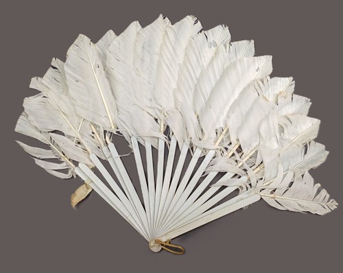 Eventail plumes blanches du - eventail, en