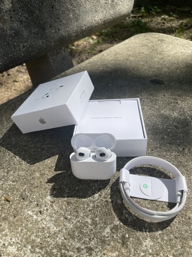 Apple airpods génération - 3e,