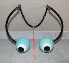 OLD VINTAGE PYLONS BLUE EYES COAT RACK