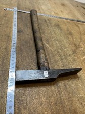 n . 81 outil ancien  marteau