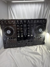 Native Instruments Traktor Kontrol S4 DJ Controller 
