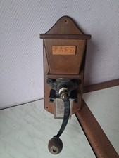 moulin à café mural à