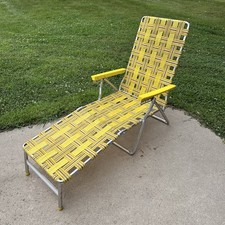 Vintage Tri-Fold Webbed Yellow Chaise Lounge Lawn Chair 90s Beach Pool Retro