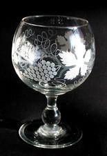 VERY NICE LARGE GLASS, LAVA GRAPE RINSE, ENGRAVED CRYSTAL CUP, 26x16.5cm VGC