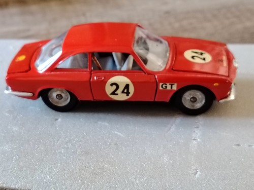 Politoys alfa roméo - 1/43,