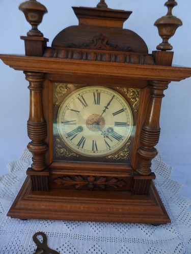Ancienne horloge pendule - horloge,