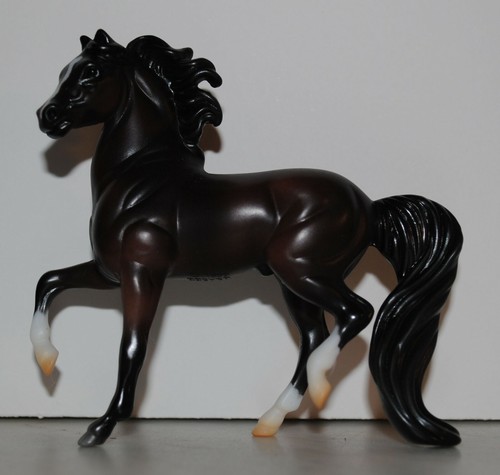 Breyer 2010 bonanza ponderosa - breyer~2010~bonanza,